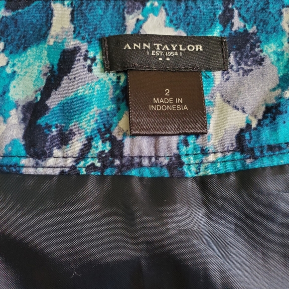 Colorful Ann Taylor Skirt Size 2 - Picture 6 of 6